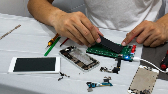 Reviving the Galaxy: Quick Fixes for Your Samsung Repair Needs